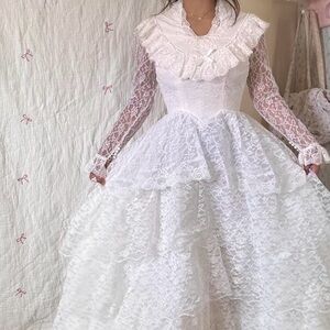 Elegant White Lace Dress